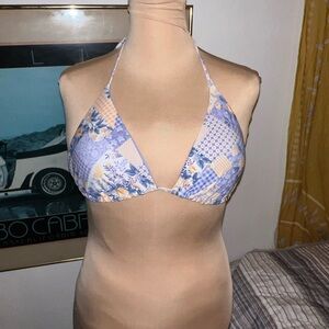 Escape to Paradise bikini top ☀️